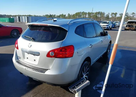 2014 Nissan Rogue Select S from USA, damaged, VIN JN8AS5MT5EW618634